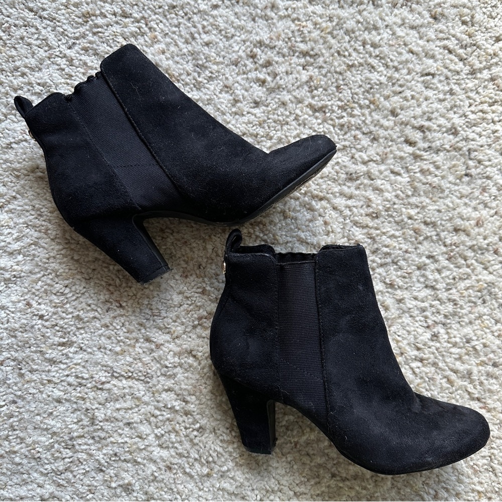 BCBG Generation Suede Black Booties
